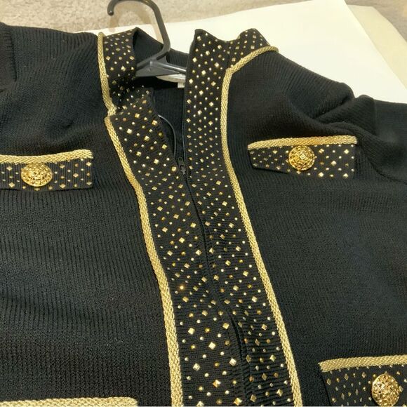 St. John’s Marie Gray, cropped black zipper jacket gold detail & matching pants - Picture 6 of 14